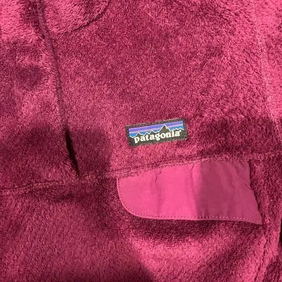Patagonia Fleece Pullover in Burgundy size small - Picture 2 of 4